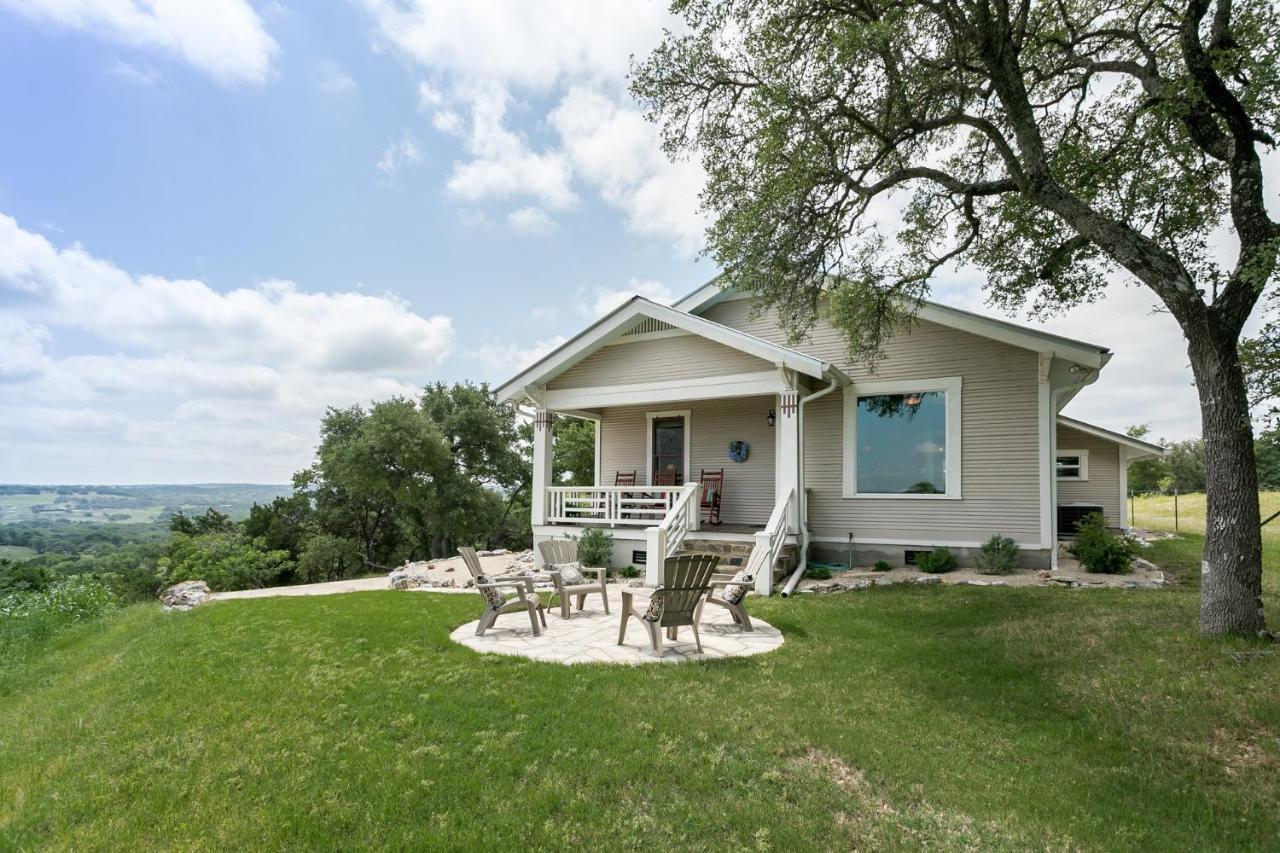 Lookout Hill Cottage - Beautiful Views For Miles Fredericksburg Exterior photo